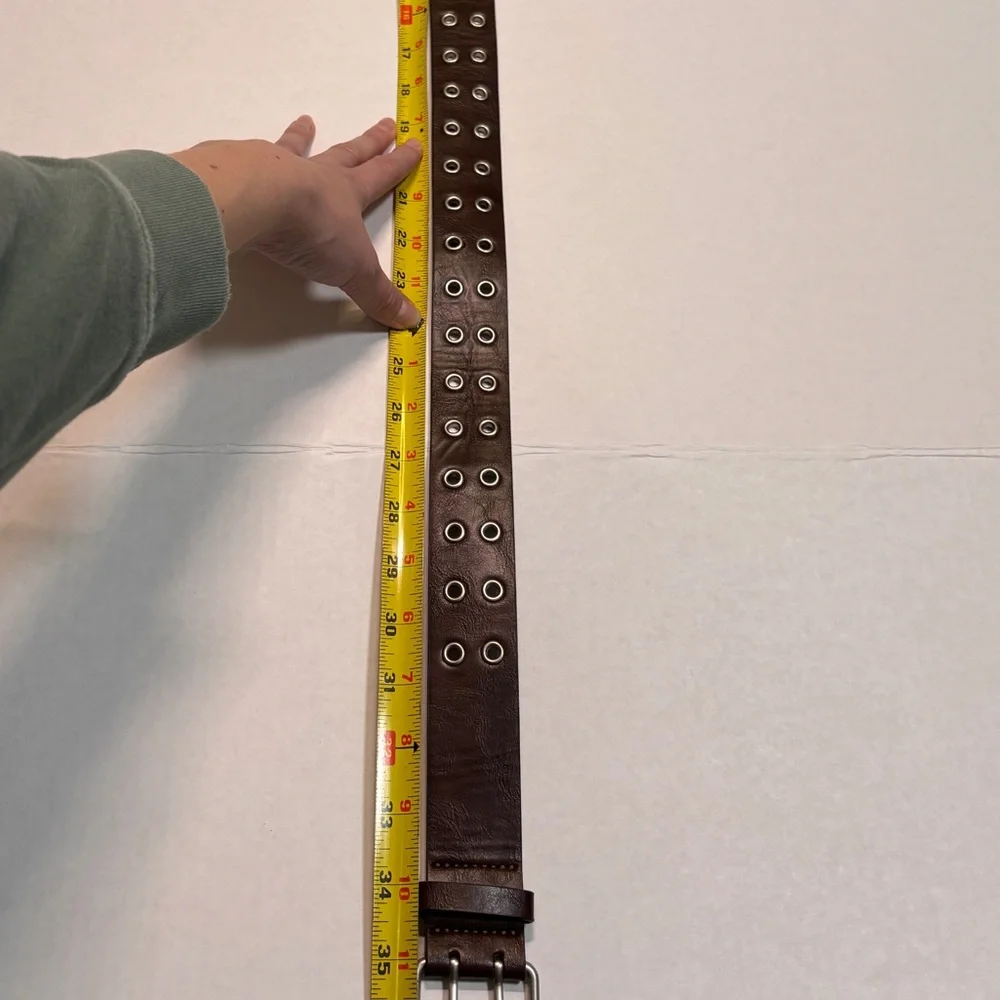 Y2K Grommet Belt Brown Vegan Leather Brandy Melville - Picture 4 of 4